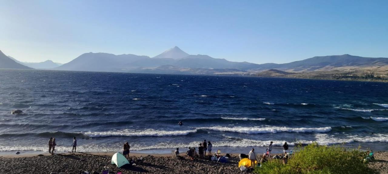 Frente Al Huechulafquen Y Volcan Lanin Chalet *